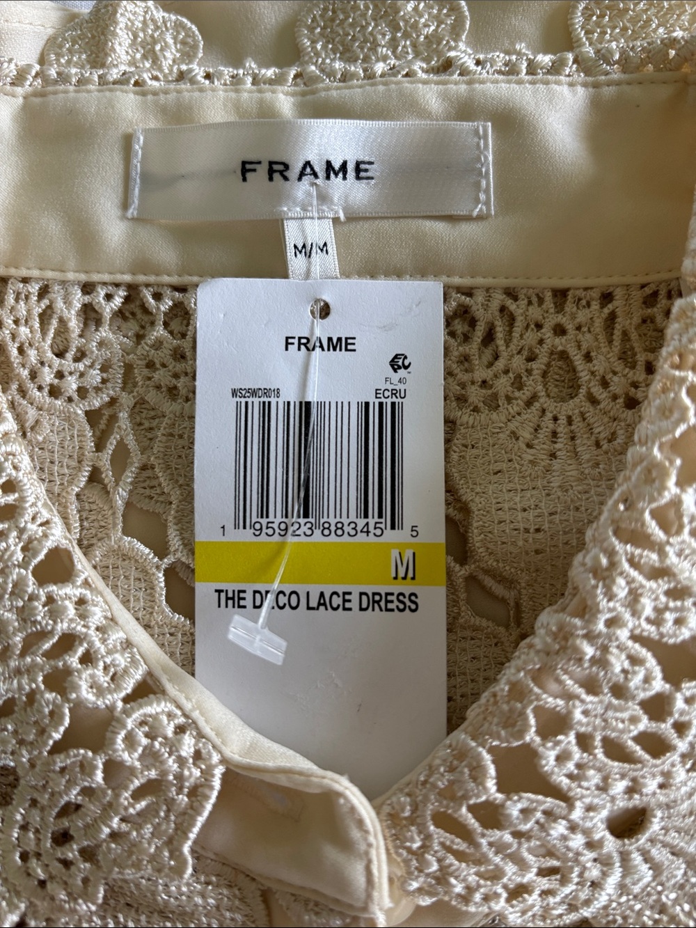 FRAME The Deco Scalloped Guipure Lace
Mini Shirt Dress Ecru Cream M NWT - Picture 11 of 12